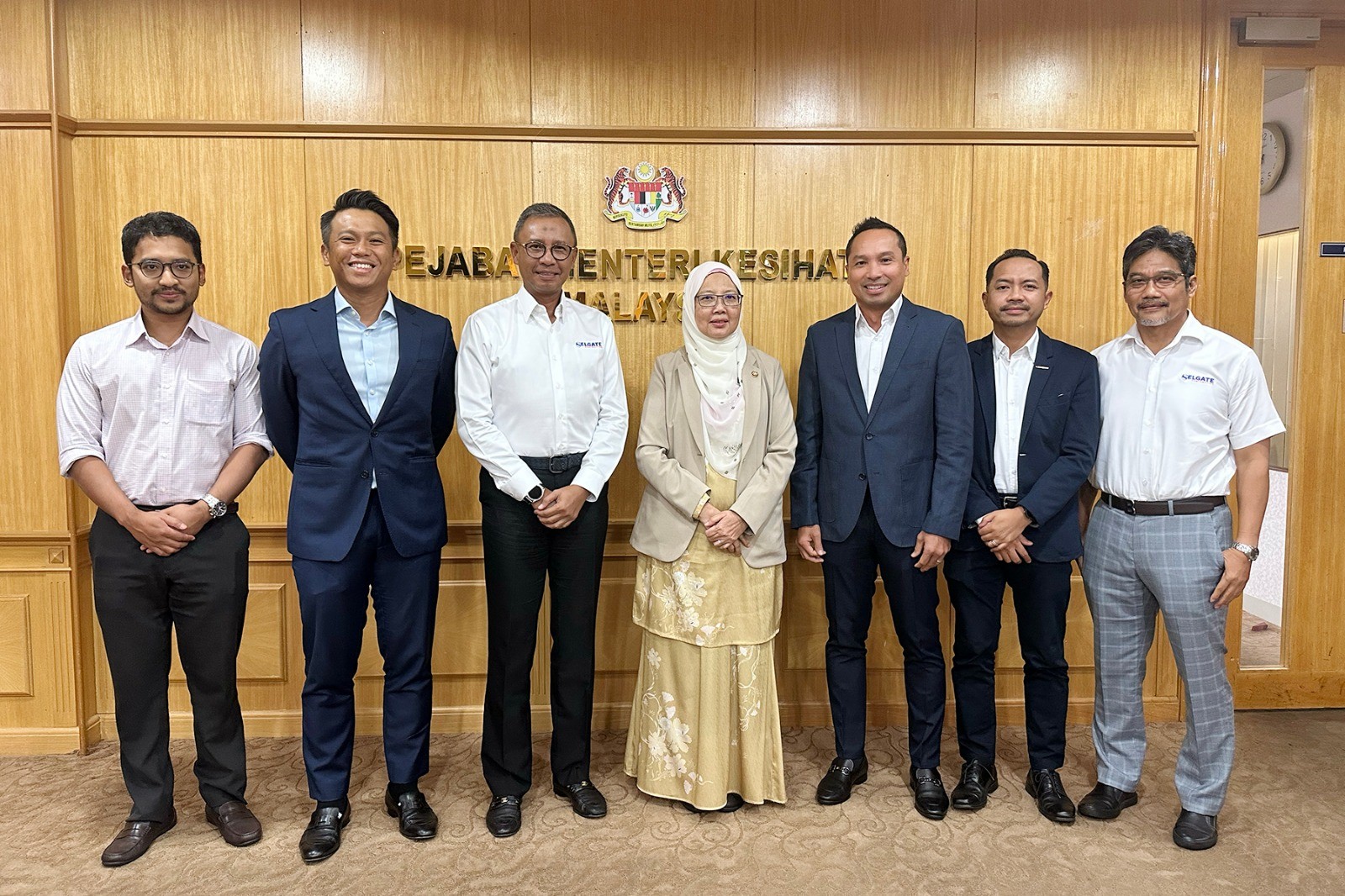 Kunjungan Hormat Ke Atas YB Menteri Kesihatan Malaysia